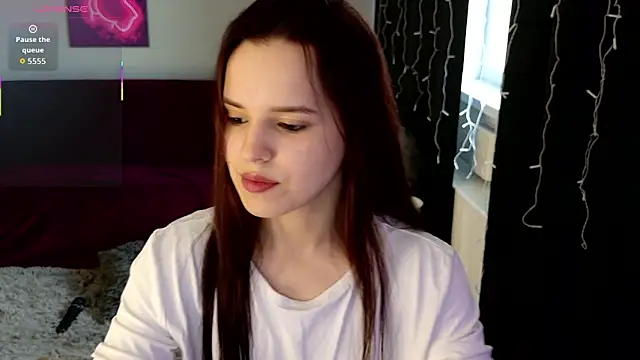 Harleen Moore online show from May 10, 2026, 5:12 am
