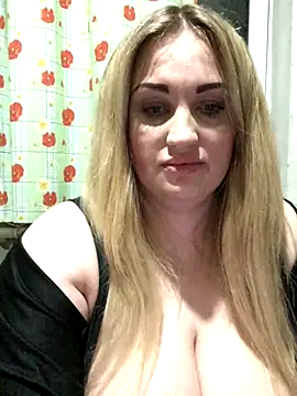 Snapshot of VikiiStoun chatting on October 11, 2025, 9:13 pm VikiiStoun online show from October 11, 2025, 9:13 pm