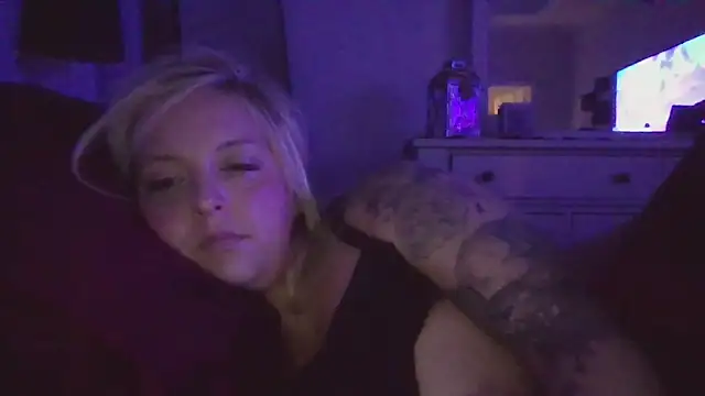 JennaLynn785 online show from February 3, 2025, 12:58 am