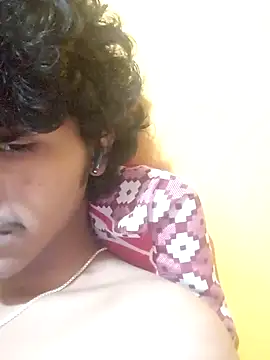 CosmicEmuu online show from January 12, 2025, 1:48 pm