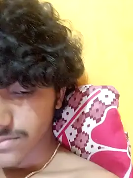 CosmicEmuu online show from January 22, 2025, 5:38 pm