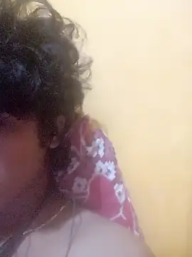 CosmicEmuu online show from March 20, 2026, 6:46 pm