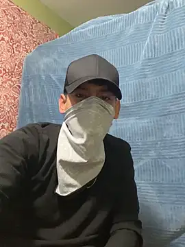 Chiludo27 online show from November 18, 2025, 4:50 am