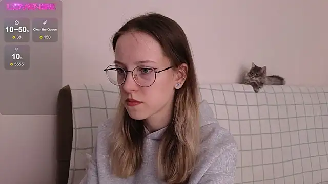 MaryBliss online show from November 28, 2025, 6:54 pm