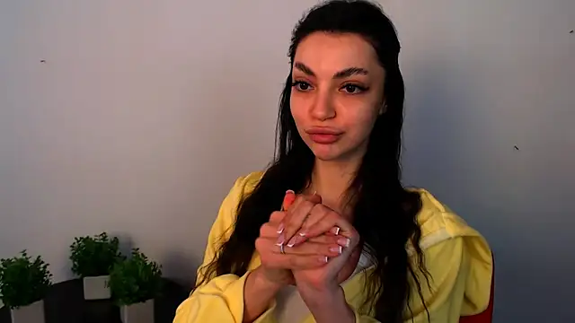 Lexi Jous online show from May 8, 2026, 11:37 am