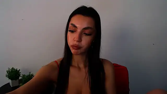 Lexi Jous online show from June 22, 2026, 1:52 pm
