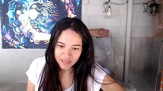Hadespersefone online show from March 3, 2025, 2:26 pm