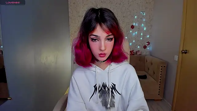 Snapshot of Ink__pleasure chatting on January 8, 2025, 2:03 pm Ink pleasure online show from January 8, 2025, 2:03 pm