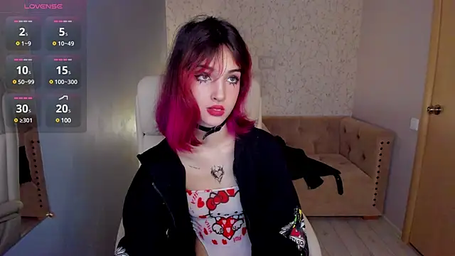 Snapshot of Ink__pleasure chatting on January 21, 2025, 7:06 pm Ink pleasure online show from January 21, 2025, 7:06 pm