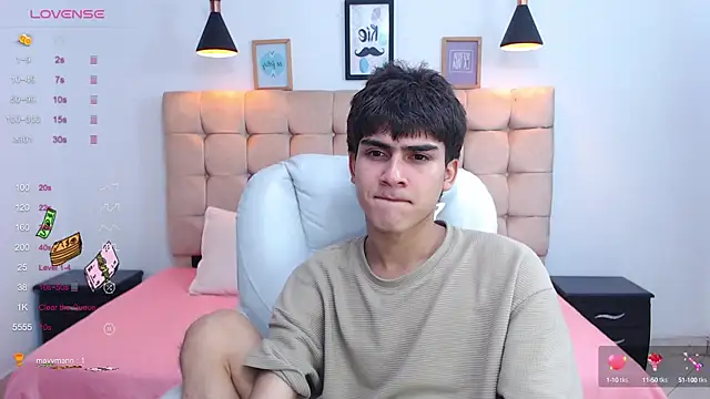 Snapshot of Tommy18__ chatting on January 28, 2025, 6:27 am Tommy18   online show from January 28, 2025, 6:27 am