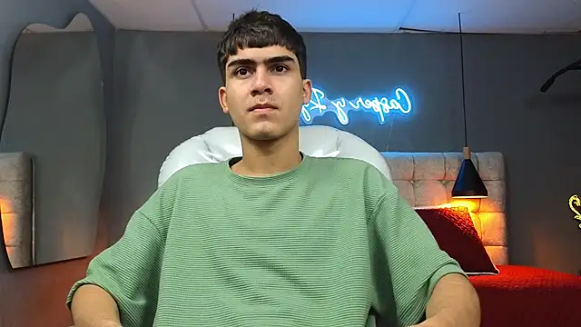 Snapshot of Tommy18__ chatting on February 23, 2025, 6:17 am Tommy18   online show from February 23, 2025, 6:17 am