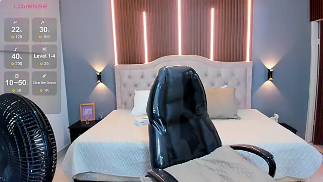 Snapshot of Tommy18__ chatting on September 14, 2025, 3:38 am Tommy18   online show from September 14, 2025, 3:38 am