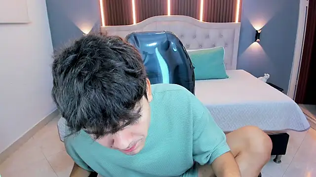 Tommy18   online show from March 20, 2026, 3:33 am