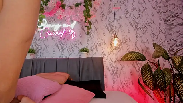 Bonny and carrot online show from February 21, 2026, 7:26 pm