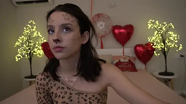 AnnaElys online show from February 18, 2025, 9:31 pm