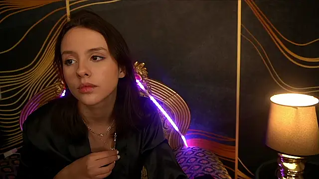 AnnaElys online show from March 8, 2025, 4:56 am