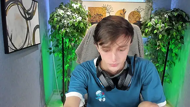 Snapshot of John_Weasley chatting on October 17, 2025, 6:16 am John Weasley online show from October 17, 2025, 6:16 am