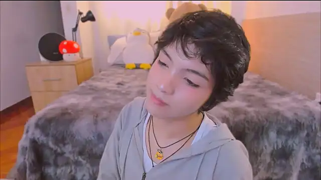 AllanYong18 online show from March 19, 2026, 5:33 am