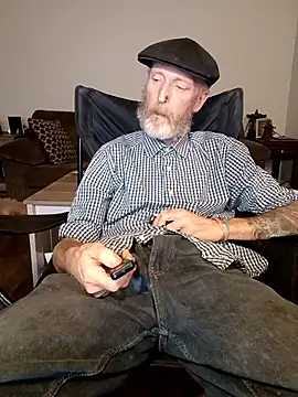 Snapshot of filthymind619 chatting on November 1, 2025, 2:46 am filthymind619 online show from November 1, 2025, 2:46 am