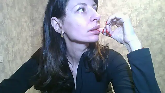 Snapshot of LissaBlossom chatting on January 8, 2025, 5:05 am LissaBlossom online show from January 8, 2025, 5:05 am