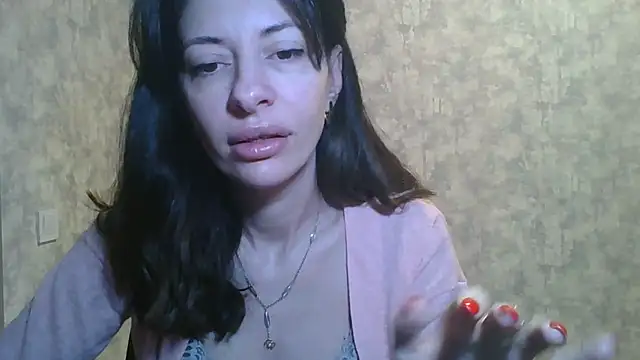 Snapshot of LissaBlossom chatting on January 13, 2025, 5:01 am LissaBlossom online show from January 13, 2025, 5:01 am