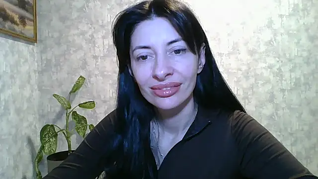 LissaBlossom online show from May 1, 2026, 5:45 am