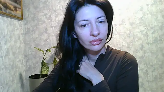 LissaBlossom online show from May 10, 2026, 3:23 am