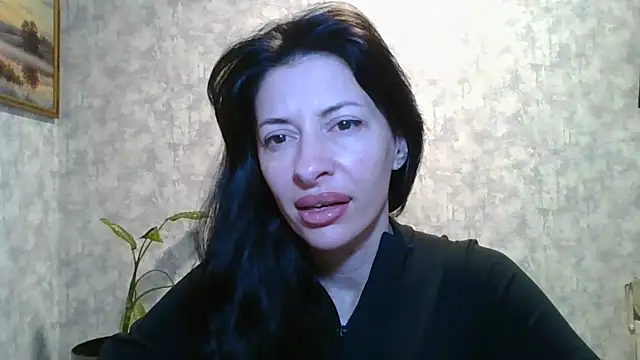 LissaBlossom online show from May 17, 2026, 4:10 am
