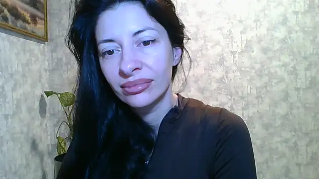 LissaBlossom online show from May 22, 2026, 3:13 am