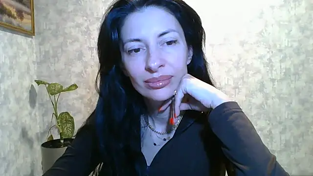 LissaBlossom online show from May 25, 2026, 3:51 pm