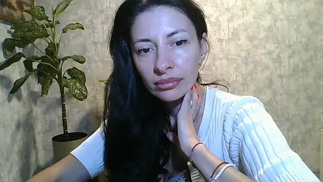 LissaBlossom online show from June 4, 2026, 2:56 pm