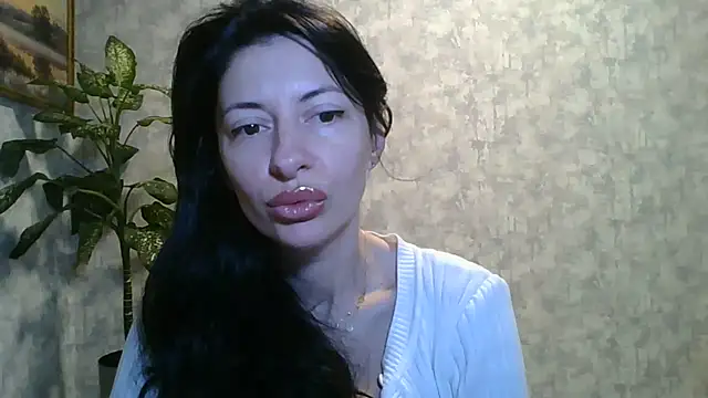 LissaBlossom online show from June 20, 2026, 3:53 am