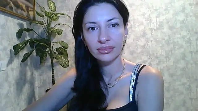 LissaBlossom online show from July 2, 2026, 3:45 am