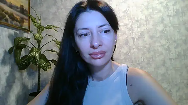 LissaBlossom online show from July 14, 2026, 4:17 am