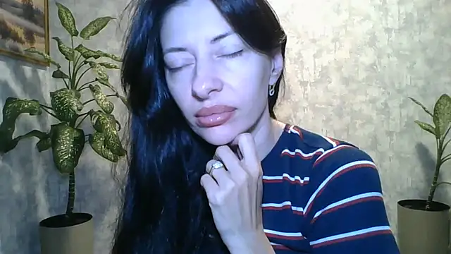LissaBlossom online show from August 1, 2026, 4:12 am