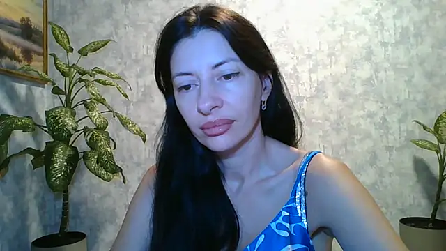LissaBlossom online show from August 5, 2026, 3:42 am