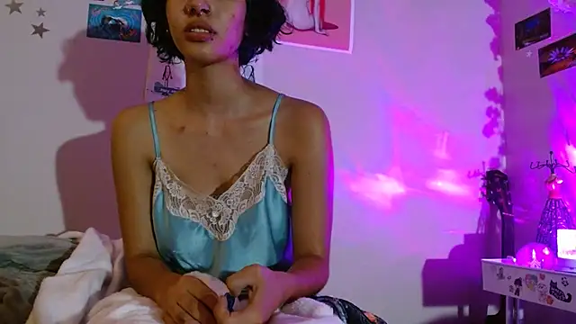 Rubyred2369 online show from February 25, 2025, 5:19 am