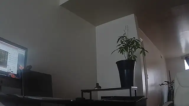 Snapshot of MrDaddyBbSnake chatting on March 30, 2026, 7:48 pm MrDaddyBbSnake online show from March 30, 2026, 7:48 pm
