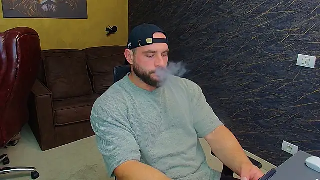 AdamJamesonn online show from June 22, 2026, 4:53 am