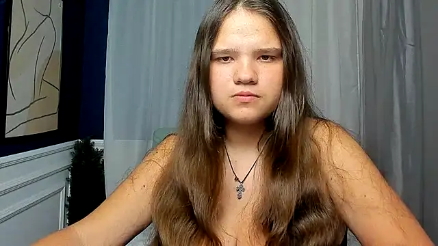 AdeleCruz online show from June 19, 2026, 11:58 am