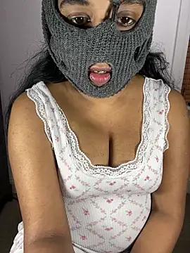 Snapshot of ArathyNambyarMallu chatting on January 21, 2025, 3:32 pm ArathyNambyarMallu online show from January 21, 2025, 3:32 pm