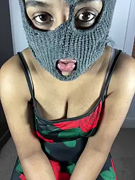 Snapshot of ArathyNambyarMallu chatting on February 13, 2025, 8:59 am ArathyNambyarMallu online show from February 13, 2025, 8:59 am