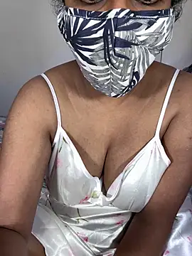 Snapshot of ArathyNambyarMallu chatting on September 26, 2025, 5:50 pm ArathyNambyarMallu online show from September 26, 2025, 5:50 pm