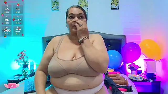 VickyBoobss online show from April 2, 2026, 1:31 pm