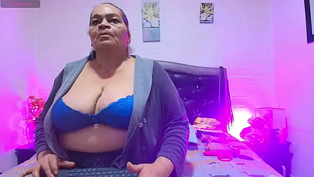VickyBoobss online show from July 22, 2026, 1:52 am