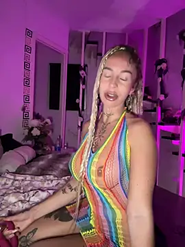 CheekyChels online show from February 1, 2025, 11:16 pm