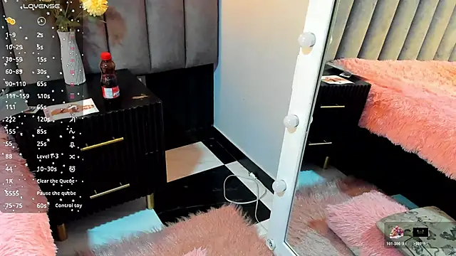 Snapshot of chelsea_bolton_ chatting on November 30, 2025, 12:42 pm chelsea bolton online show from November 30, 2025, 12:42 pm