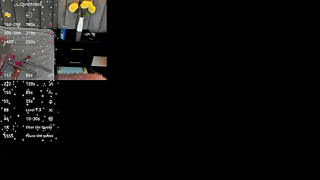 Snapshot of chelsea_bolton_ chatting on December 5, 2025, 1:09 pm chelsea bolton online show from December 5, 2025, 1:09 pm