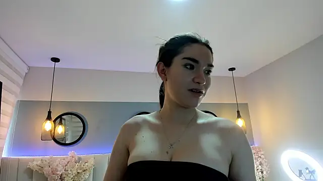 chelsea bolton  online show from May 8, 2026, 12:10 pm