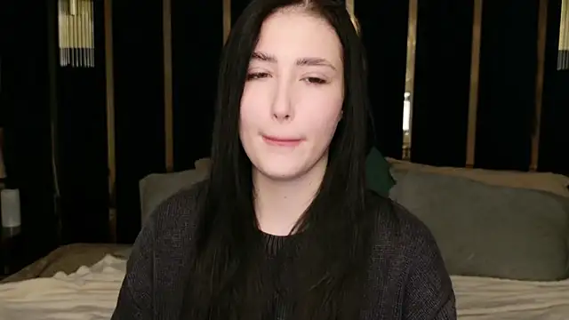 EmmaLawrens online show from September 27, 2025, 4:12 pm